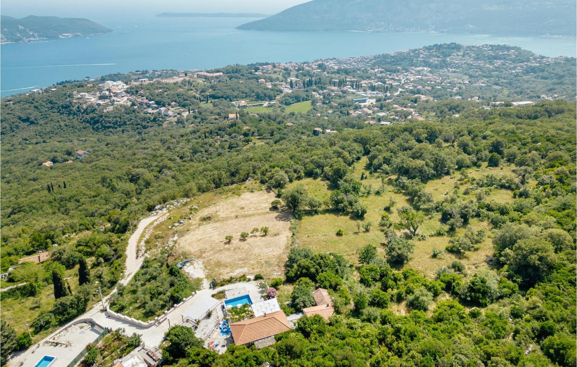 Amazing Home In Herceg Novi With House Sea View Ngoại thất bức ảnh