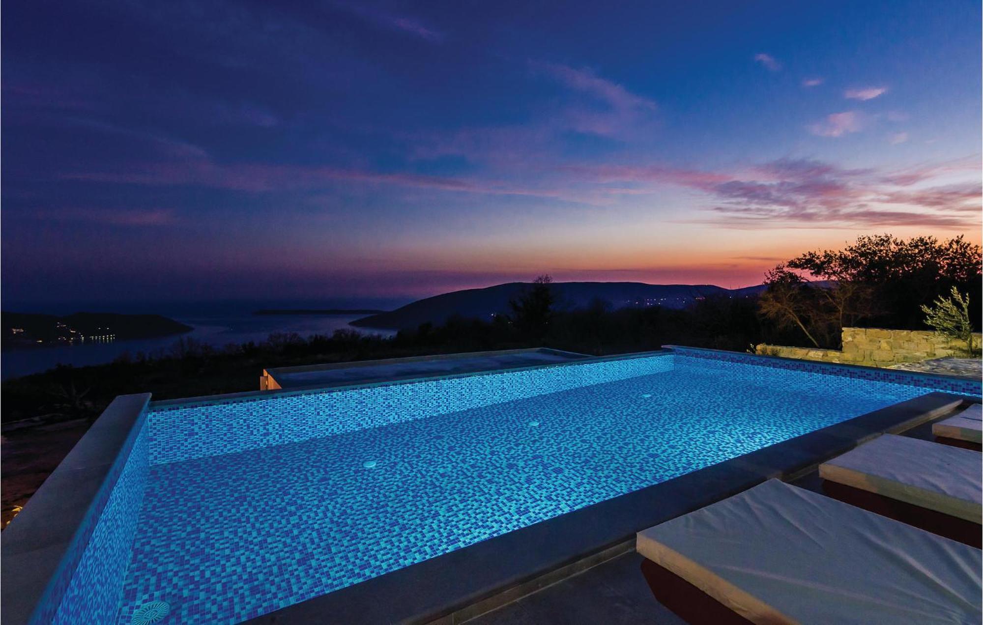 Amazing Home In Herceg Novi With House Sea View Ngoại thất bức ảnh