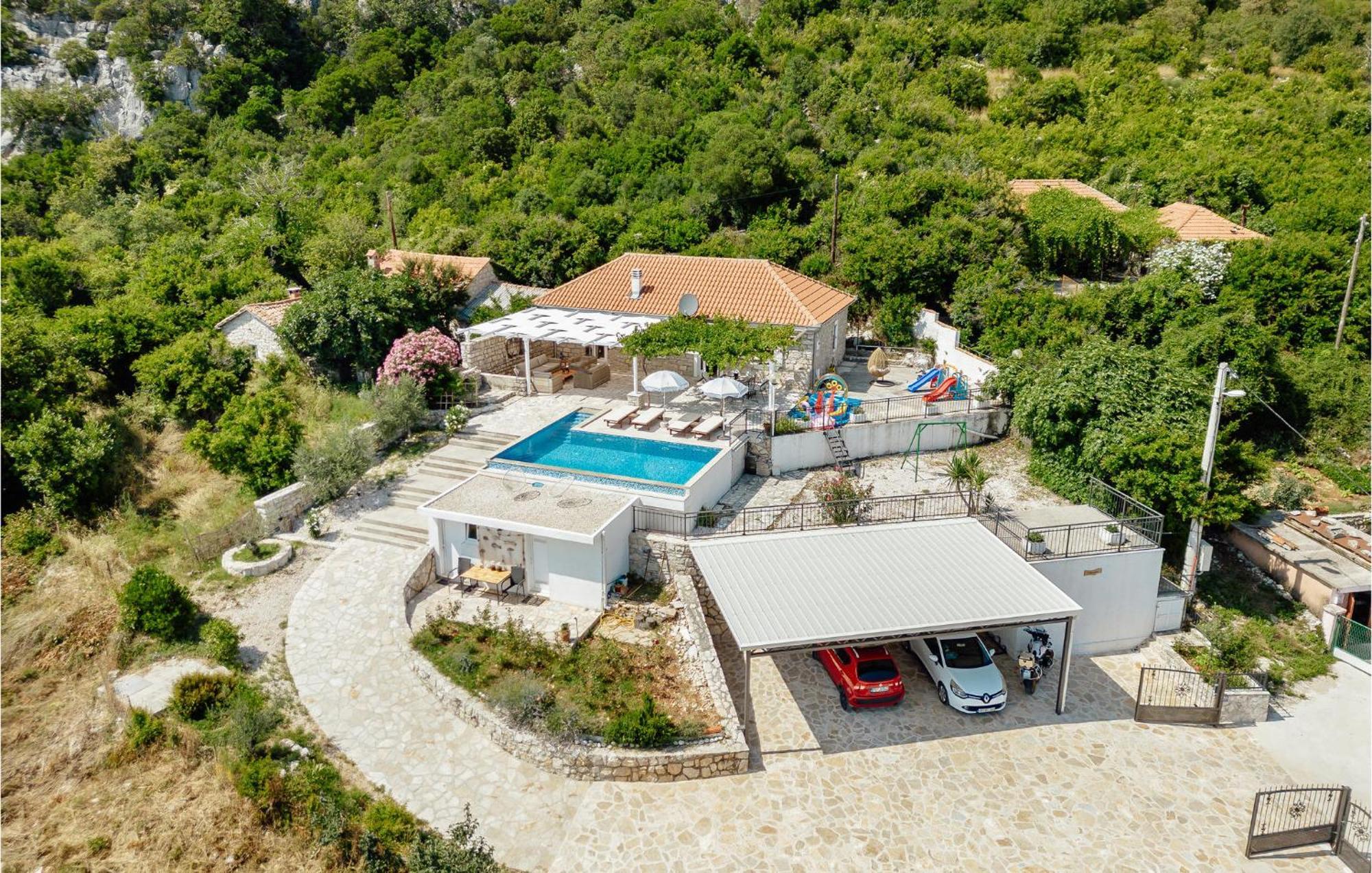 Amazing Home In Herceg Novi With House Sea View Ngoại thất bức ảnh